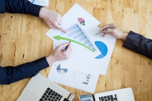 Why Scaling Agile in Banking Increases Risk Before Performance